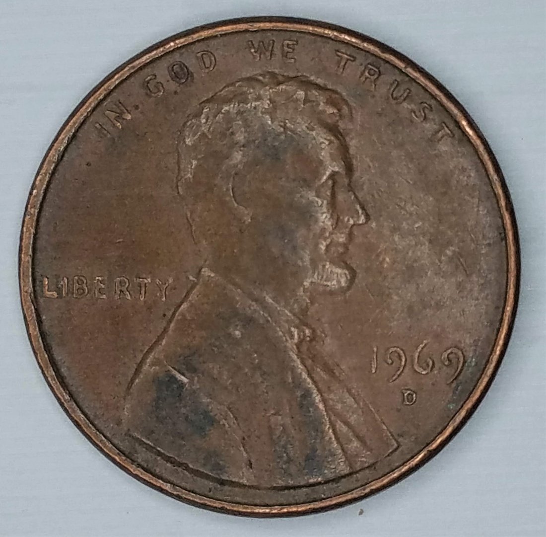 Lincoln-Pennies-That-Are-Floaters,-1969-And-1970-Only?